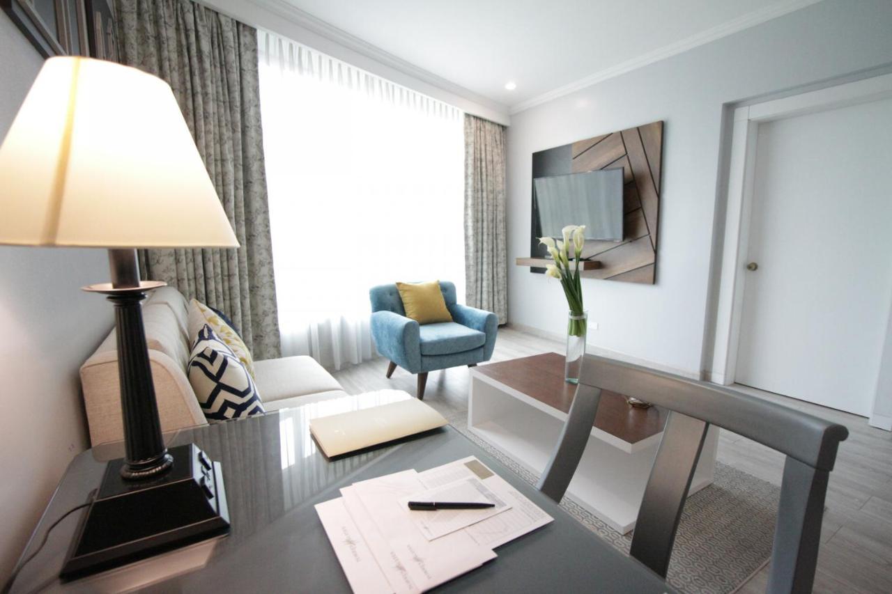 Aparta Hotel Torres De Suites Кито Экстерьер фото