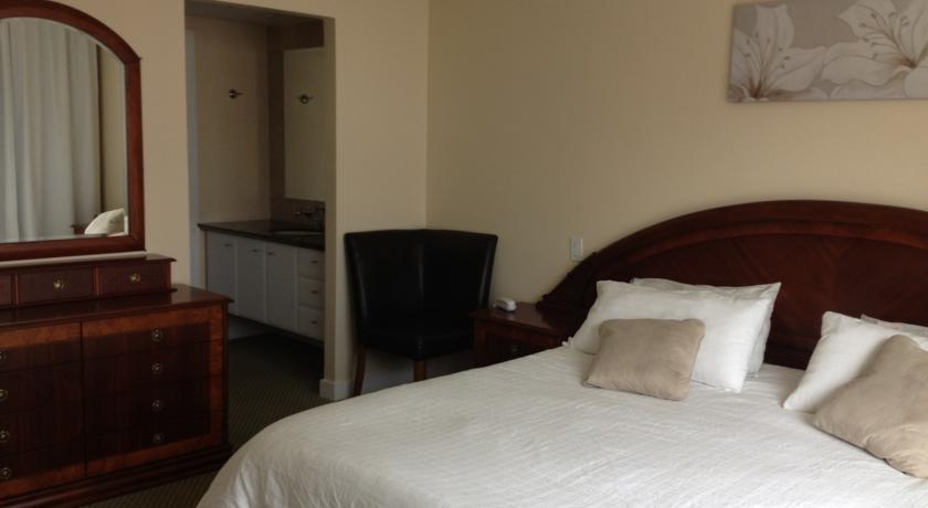 Aparta Hotel Torres De Suites Кито Номер фото