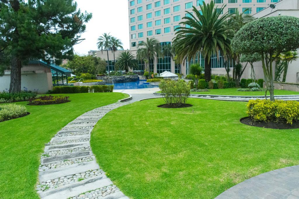 Aparta Hotel Torres De Suites Кито Экстерьер фото