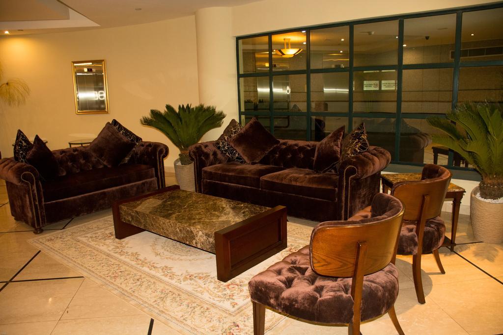 Aparta Hotel Torres De Suites Кито Экстерьер фото