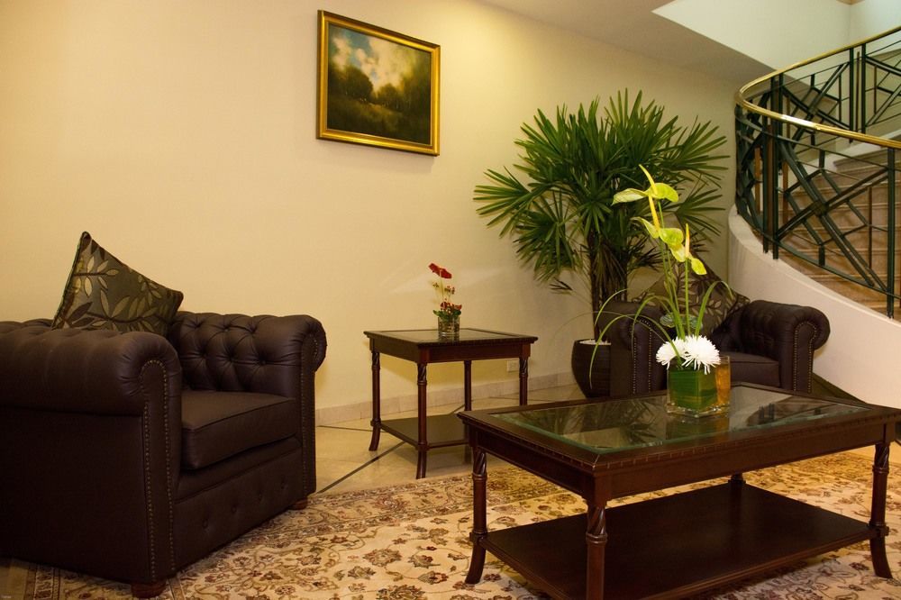 Aparta Hotel Torres De Suites Кито Экстерьер фото